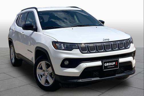 Bright White Clearcoat 2022 Jeep Compass Latitude