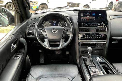 2022 Nissan Armada SL