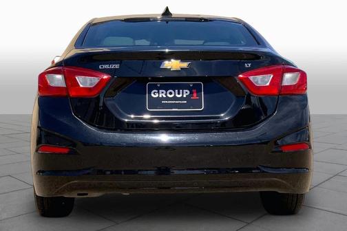 Mosaic Black Metallic 2018 Chevrolet Cruze LT