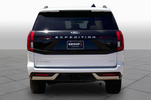 Oxford White 2025 Ford Expedition Max Platinum