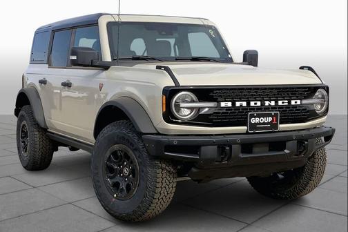Desert Sand 2025 Ford Bronco Badlands