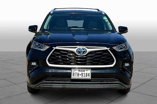 2022 Toyota Highlander Hybrid Bronze Edition