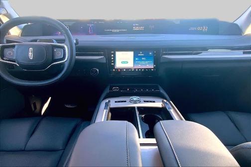 Black 2025 Lincoln Navigator L Reserve