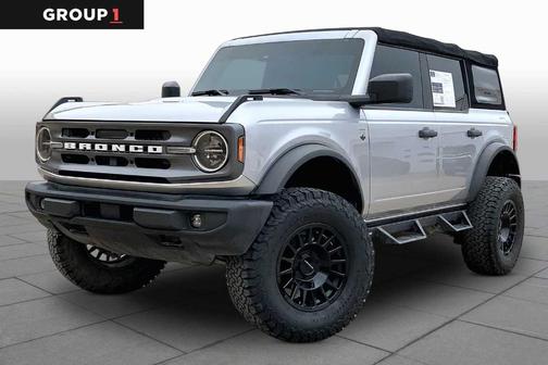 Iconic Silver Metallic 2022 Ford Bronco Big Bend