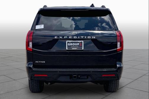 Agate Black Metallic 2026 Ford Expedition Active