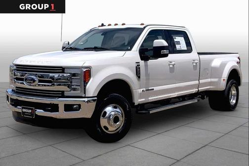 White Platinum Metallic Tri-Coat 2019 Ford F-350 Lariat