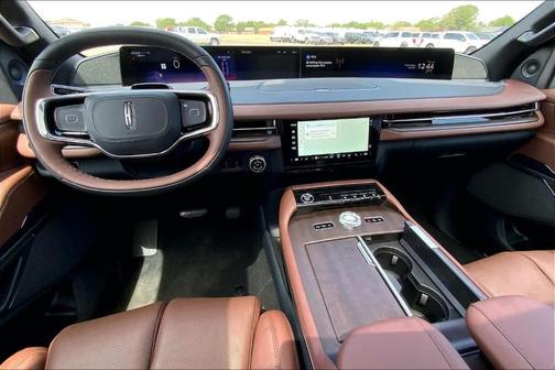 White 2026 Lincoln Navigator L Reserve