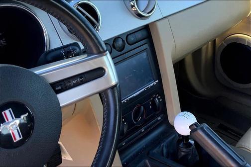 2006 Ford Mustang GT Premium