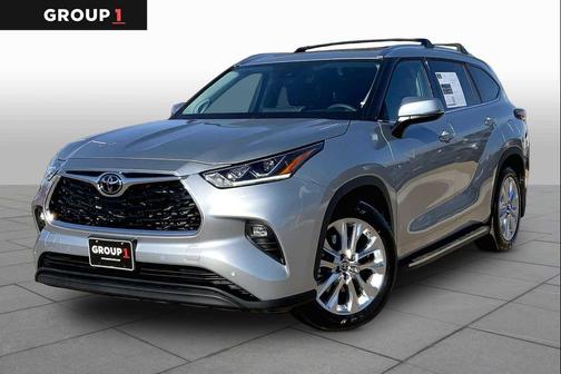 Celestial Silver Metallic 2025 Toyota Highlander Limited