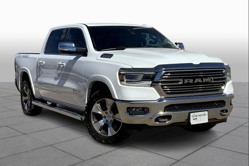 Bright White Clearcoat 2020 RAM 1500 Laramie