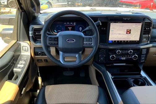 2025 Ford F-350 Lariat Super Duty