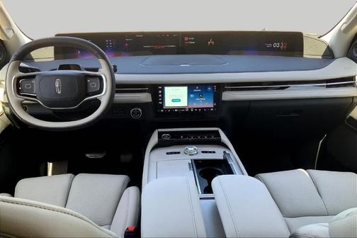 White 2026 Lincoln Navigator Reserve