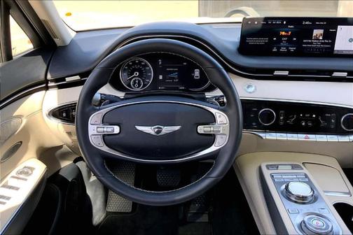 2023 Genesis GV70 2.5T