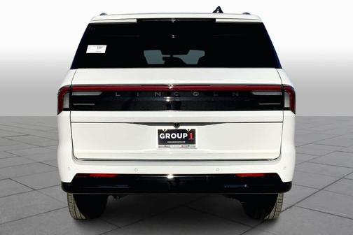 2026 Lincoln Navigator L Reserve