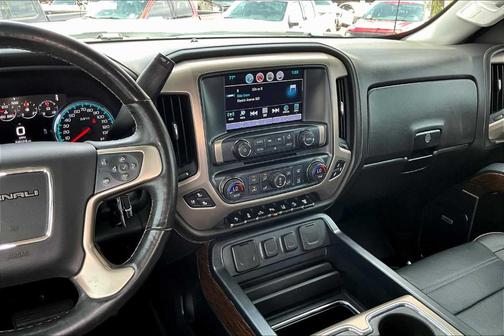 2017 GMC Sierra 2500 Denali