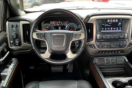 2017 GMC Sierra 2500 Denali