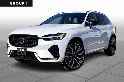 2024 Volvo XC60 B5 Ultimate Dark Theme