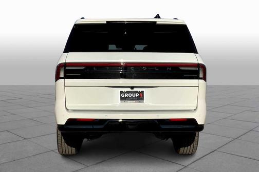2025 Lincoln Navigator L Reserve