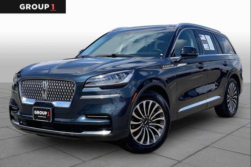 Flight Blue Metallic Clearcoat 2022 Lincoln Aviator Reserve