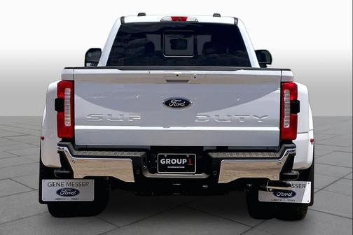 Oxford White 2026 Ford F-350 Lariat