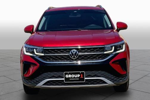 Kings Red 2022 Volkswagen Taos 1.5T SEL
