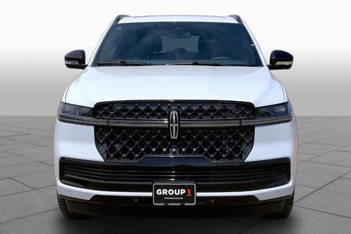 White 2026 Lincoln Navigator L Reserve