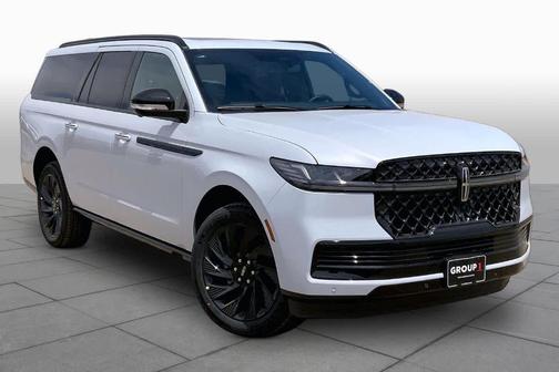 White 2026 Lincoln Navigator L Reserve