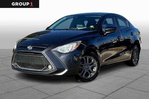 2019 Toyota Yaris Sedan LE