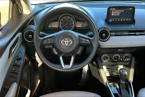 2019 Toyota Yaris Sedan LE