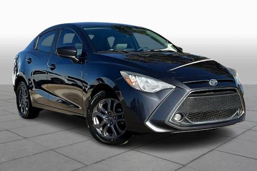2019 Toyota Yaris Sedan LE