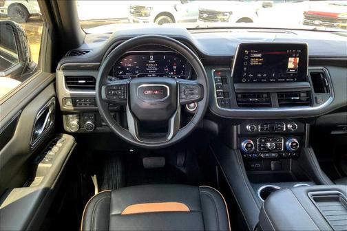 2024 GMC Yukon XL AT4