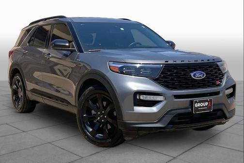 Carbonized Gray Metallic 2023 Ford Explorer ST-Line