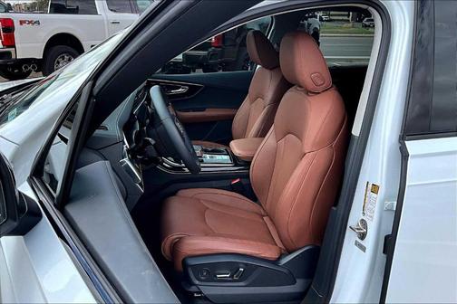 2023 Audi Q7 55 Prestige