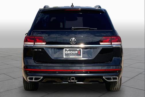 Deep Black Pearl 2021 Volkswagen Atlas 3.6L SE w/Technology