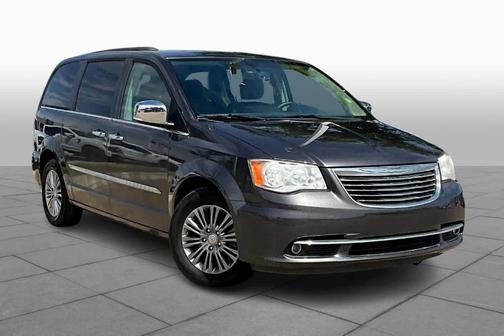 2015 Chrysler Town & Country Touring-L