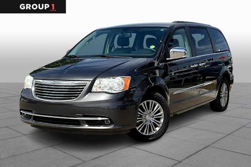 2015 Chrysler Town & Country Touring-L