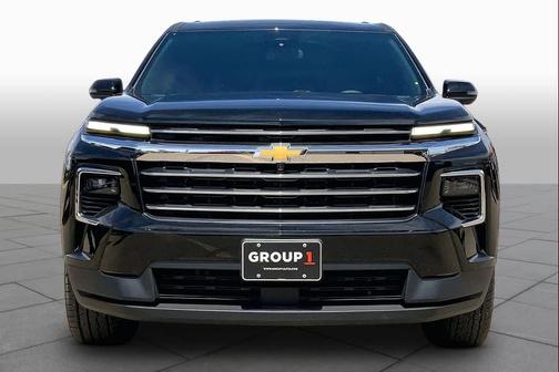 Mosaic Black Metallic 2025 Chevrolet Traverse LT
