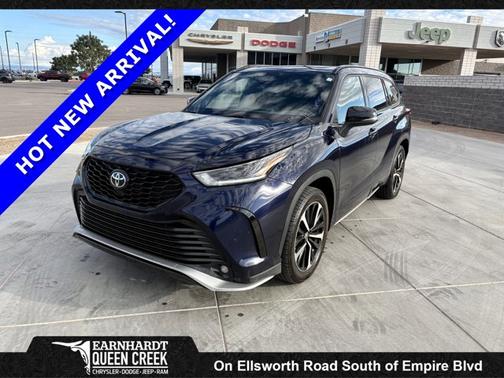 2022 Toyota Highlander XSE