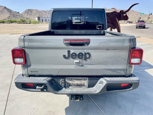 2022 Jeep Gladiator Altitude