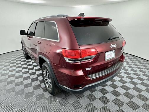 2018 Jeep Grand Cherokee Laredo E