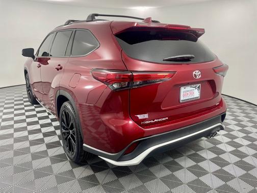 2023 Toyota Highlander XSE