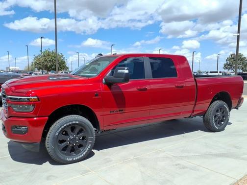Molten Red Pearlcoat 2026 RAM 2500 Laramie