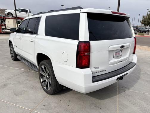 2018 Chevrolet Suburban LT