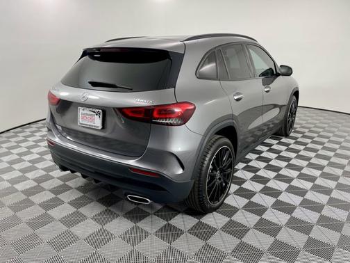 2021 Mercedes-Benz GLA 250 Base 4MATIC