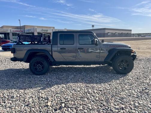 Sting-Gray Clearcoat 2021 Jeep Gladiator Mojave