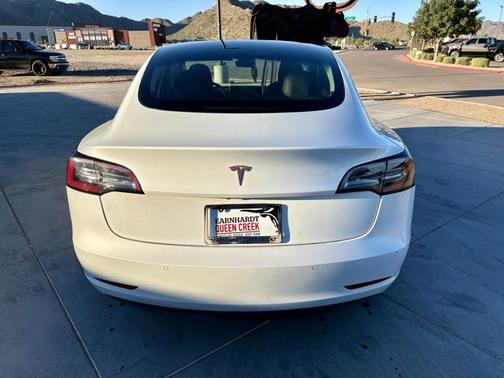 2020 Tesla Model 3 Standard Range