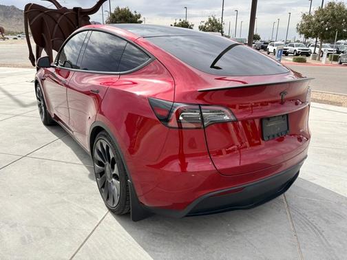 2024 Tesla Model Y Performance