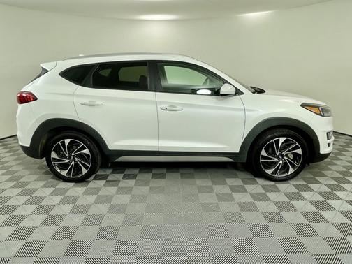 2019 Hyundai TUCSON Sport