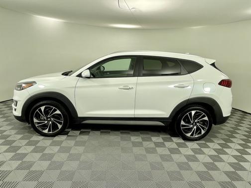 2019 Hyundai TUCSON Sport