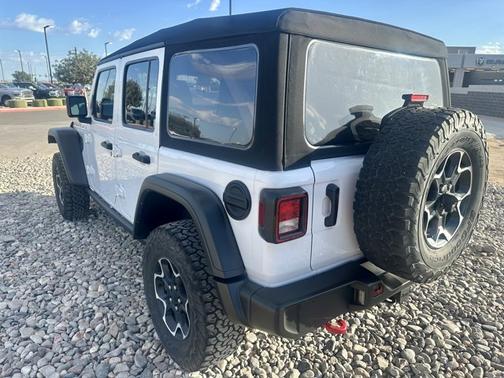 Bright White Clearcoat 2023 Jeep Wrangler Rubicon